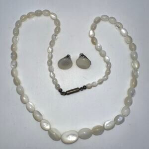 Antique Art Deco white cream mother of pearl beaded necklace clip on earrings